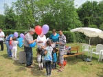 Heimatverein mit Luftballon Aktion
